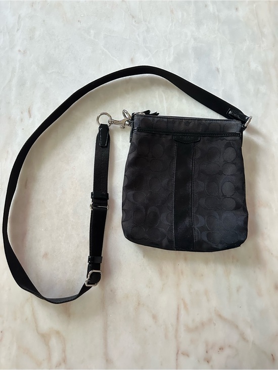 Coach Handbags - Coach Black Signature Crossbody Bag